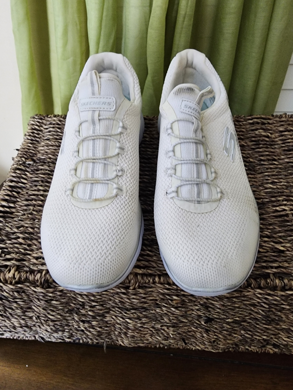 Skechers Women's White Slip-On Knit Sneakers with Elastic Lacing 7.5